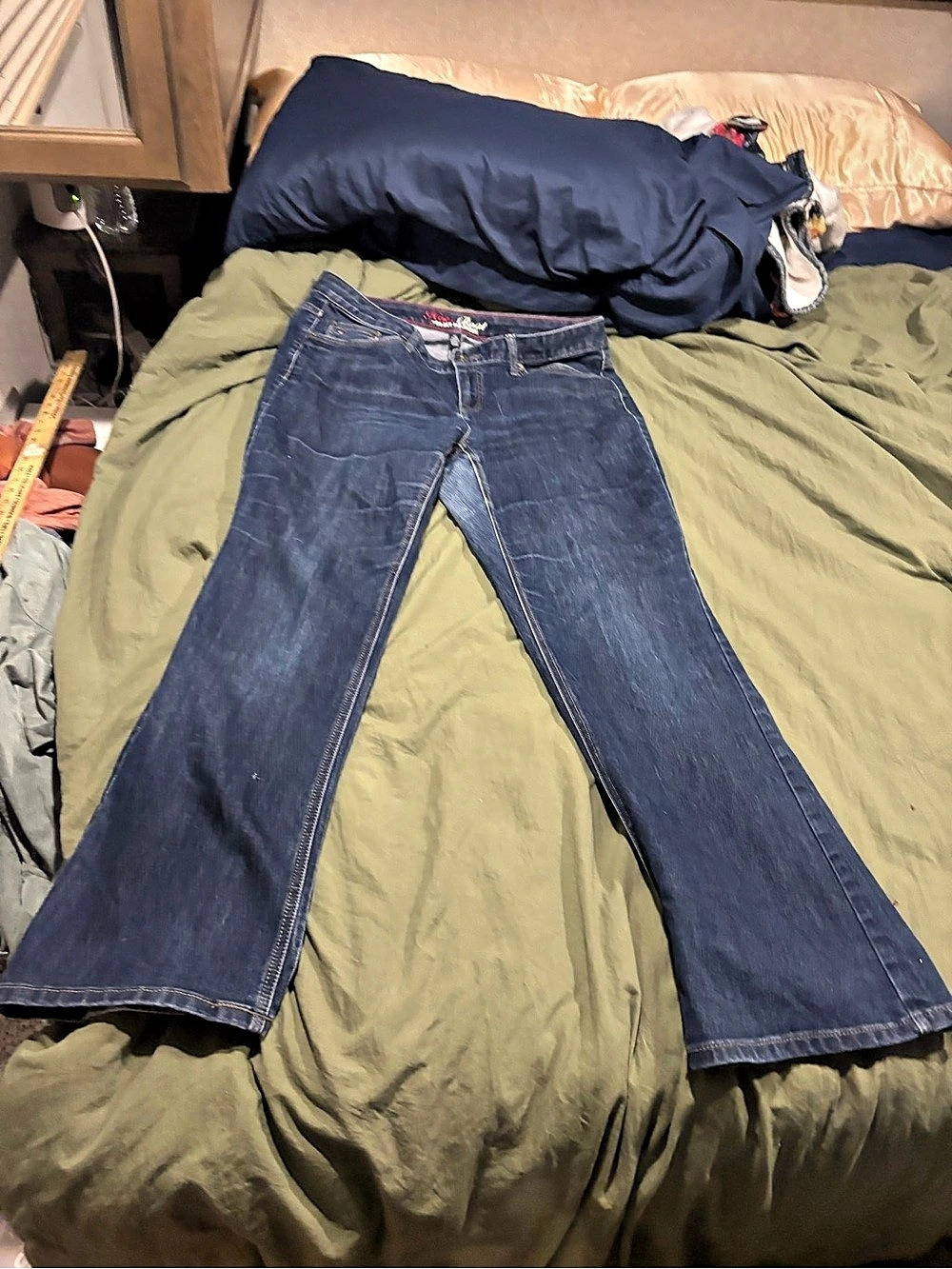 Tommy Hilfiger Bootcut Jeans in Blue Waist 14R
